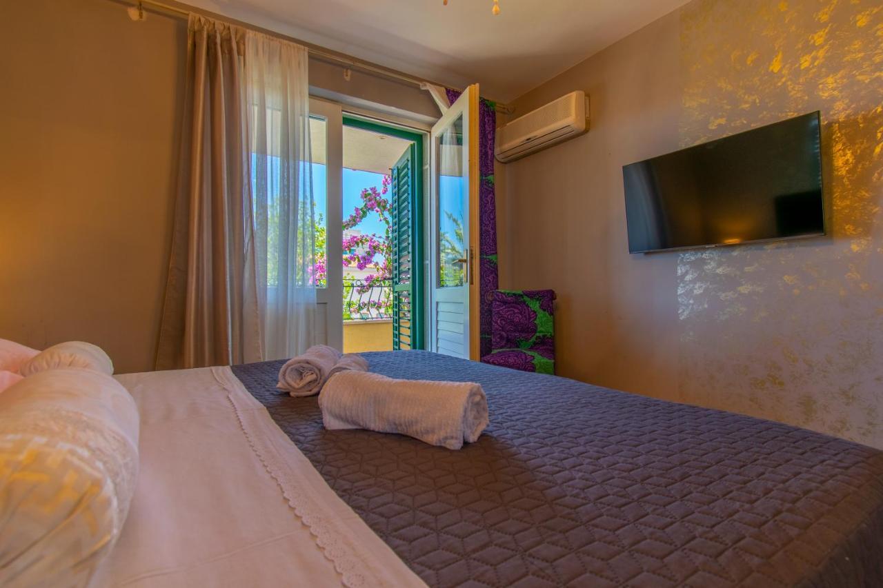 Villa Lean Makarska Bagian luar foto