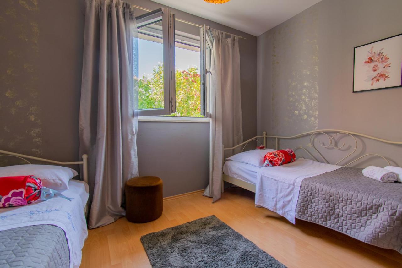 Villa Lean Makarska Bagian luar foto
